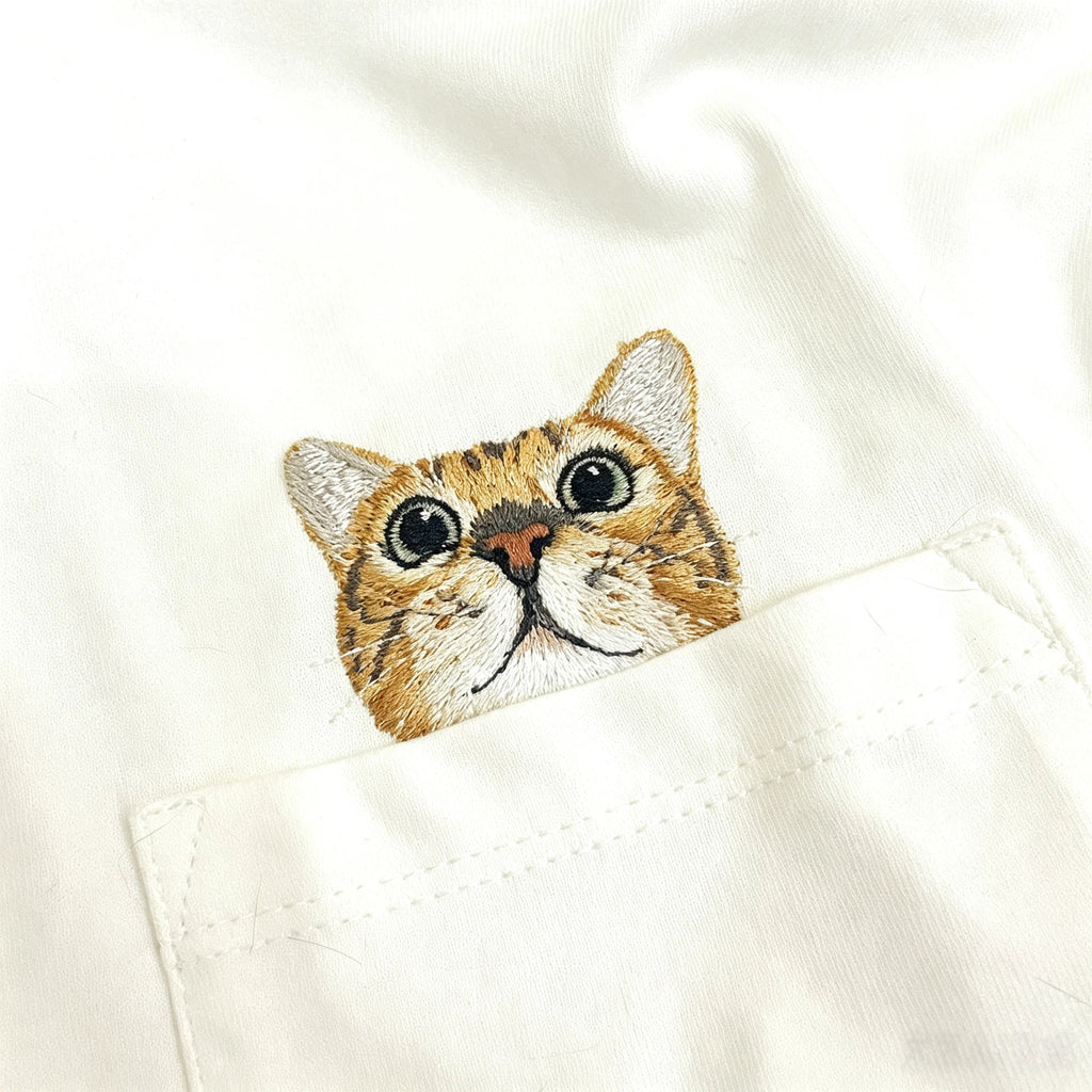 Oversized Pocket T-Shirt: Pure Cotton Short Sleeve with Custom Pet Portrait Embroidery. Unisex Summer Top with Chest Embroidery from Your Pet Photo – The Perfect Shirt for Dog Lovers!