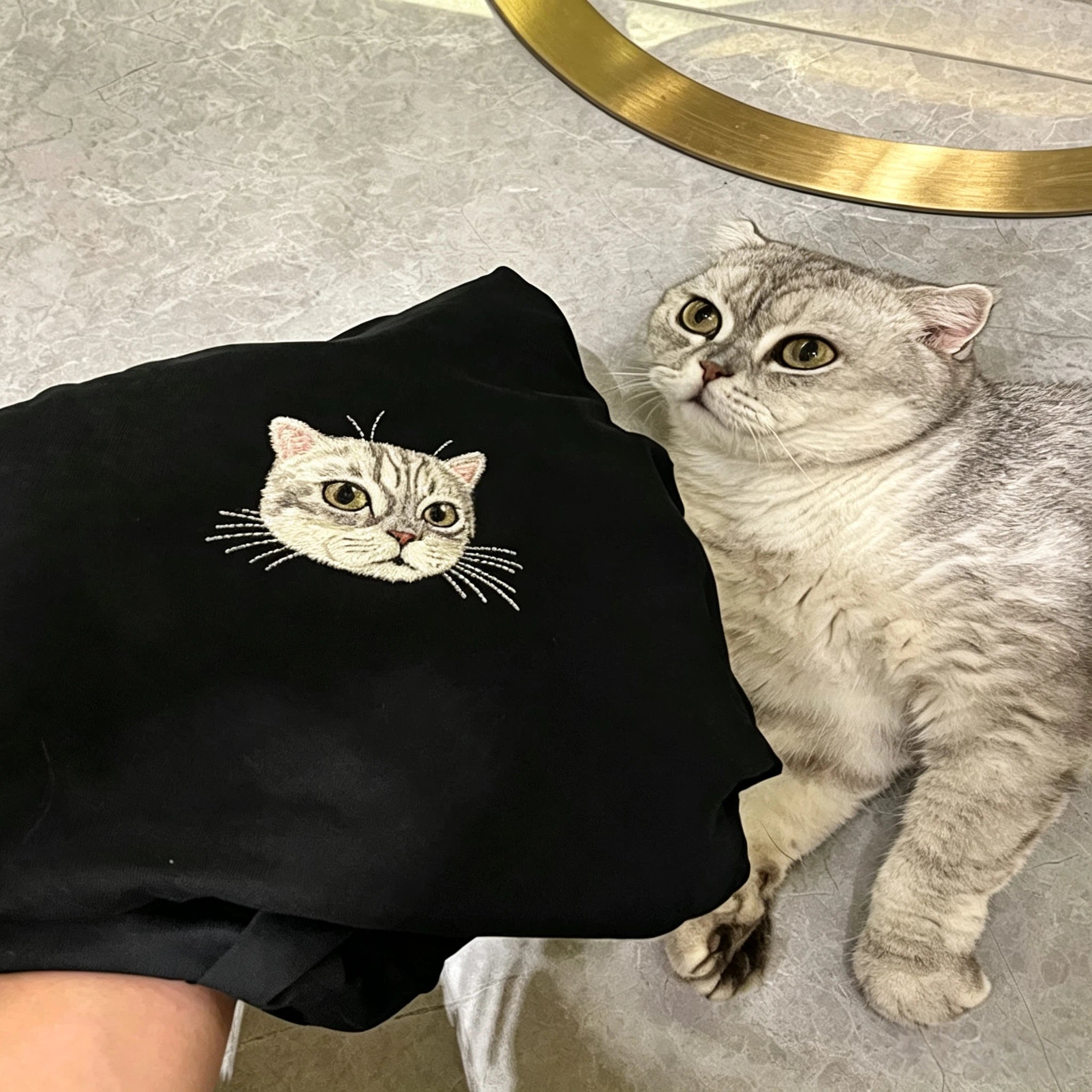 Classic Tee: Custom Pet Photo Embroidery Short Sleeve, Hand-Stitched Cat & Dog Portrait, 100% Cotton, Versatile Gift for Pet Lovers