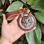 Luxury Hand-Carved Leather Pet Keychain – Unique Pet Portrait Memorial with Name Engraving on Back, Ideal Gift for Pet Parents