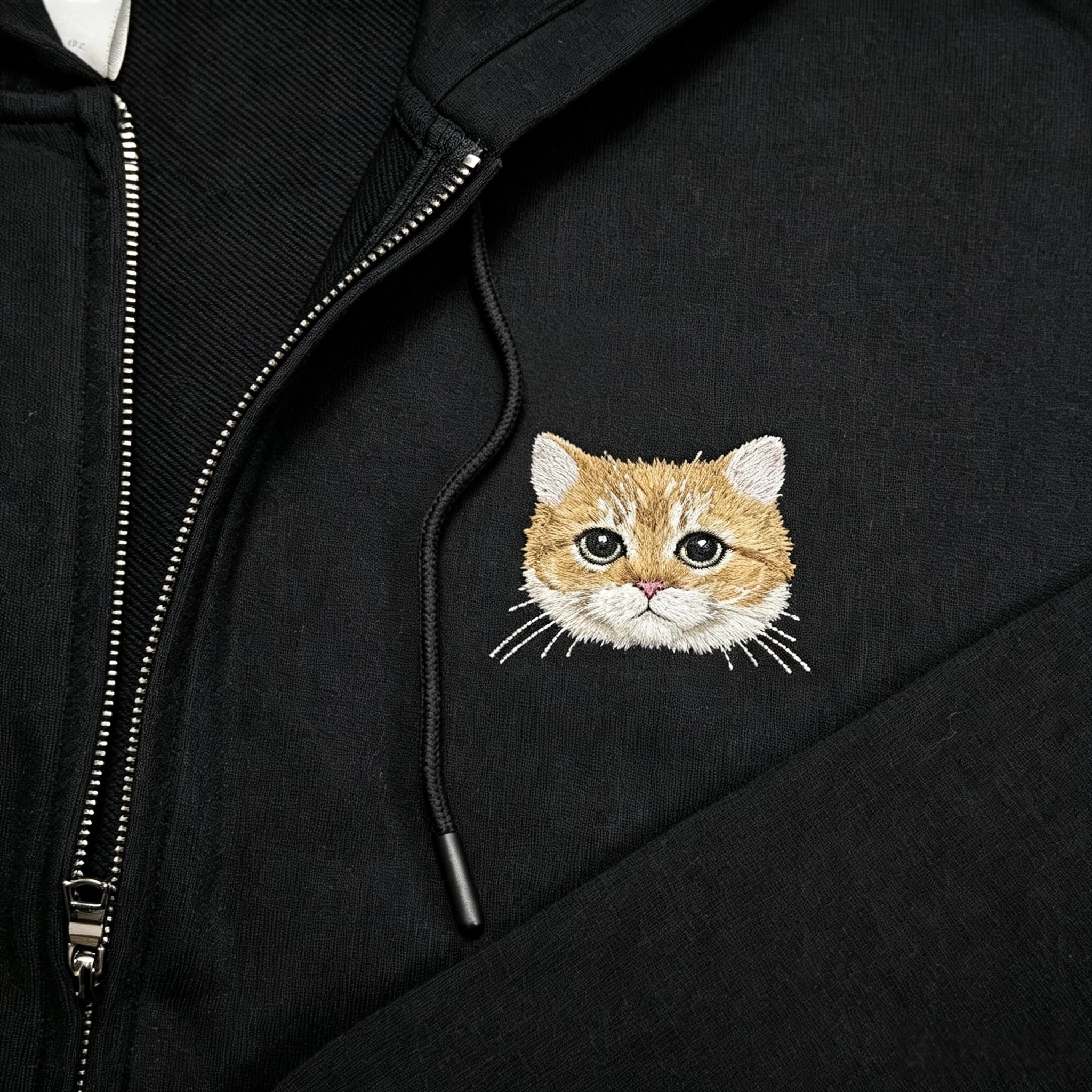 Zip-Up Hoodie: Hand-stitched pet portraits. Fully customized from your pet's real photos. The delicate stitching perfectly captures your furry friend's unique gaze, fur texture, and facial features—wear your cherished memories.